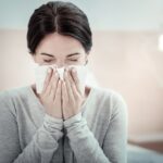 Tipps, wie Sie der Erkältungswelle im Büro begegnen können